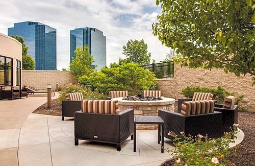 Schaumburg Hotel | 3-Star Hotel ∙ Courtyard by Marriott Chicago Schaumburg/Woodfield Mall