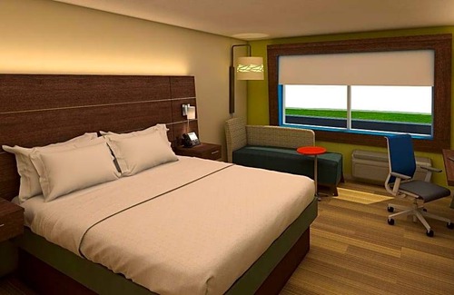 Bensenville Hotel | 3-Star Hotel ∙ Holiday Inn Express & Suites - Bensenville - O'Hare, an IHG Hotel