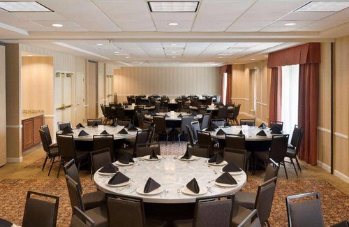 Oakbrook Terrace Hotel | 30 m² Hotel ∙ 127 guests