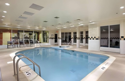 Oakbrook Terrace Hotel | 30 m² Hotel ∙ 127 guests