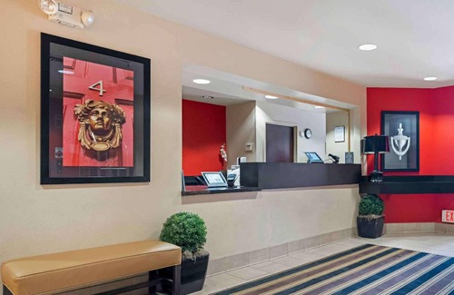 Hanover Park Hotel | 300 m² Hotel ∙ 127 guests