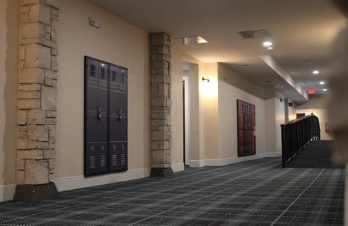 Columbia Hotel | 300 m² Hotel ∙ 7 guests