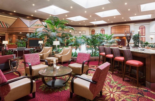 Hoffman Estates Hotel | 33 m² Hotel ∙ 127 guests