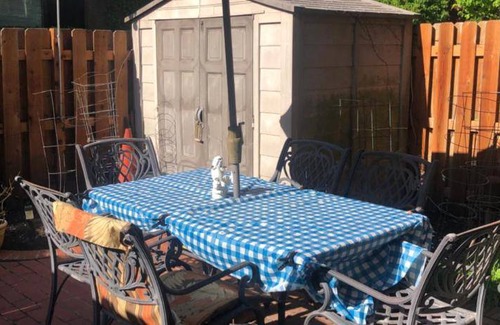 Hyde Park Bed & Breakfast | 37 m² Bed and breakfast ∙ 1 bedroom ∙ 2 guests