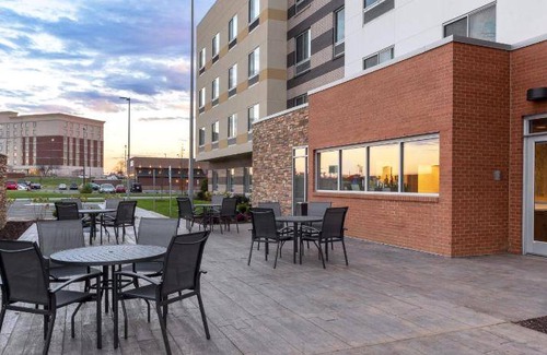 O'Fallon Hotel | 37 m² Hotel ∙ 127 guests