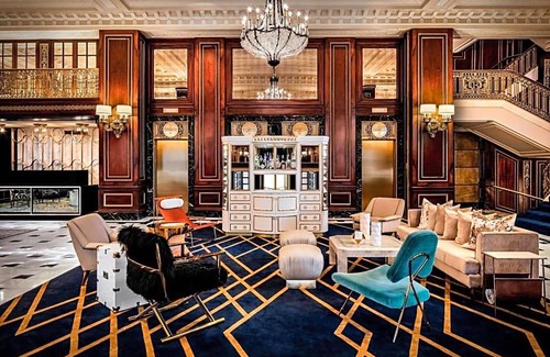 The Loop Hotel | 4-Star Hotel ∙ The Blackstone, Autograph Collection
