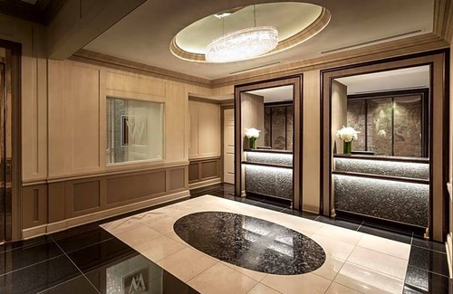 Near North Side Hotel | 4-Star Hotel ∙ The Whitehall Hotel