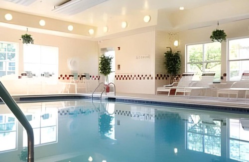 Bloomingdale Hotel | 41 m² Hotel ∙ 2 bedrooms ∙ 127 guests