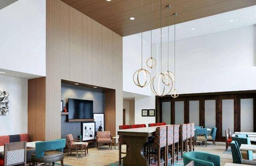 Waukegan Hotel | 46 m² Hotel ∙ 127 guests