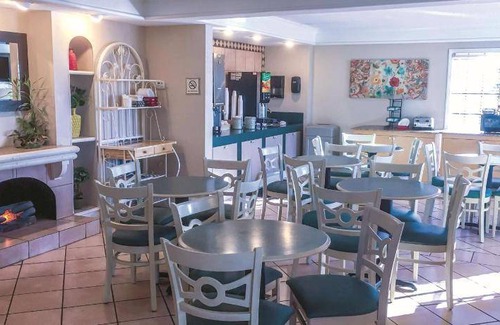 Quad Cities Hotel | 46 m² Hotel ∙ 127 guests
