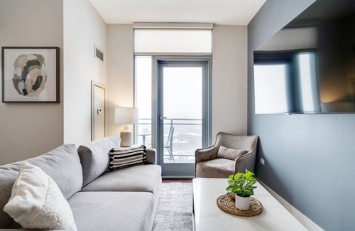 River North Apartment | 55 m² Studio flat ∙ 1 bedroom ∙ 2 guests