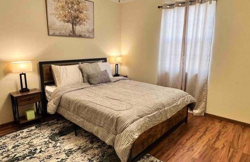 Orange Prairie Apartment | 74 m² Apartment ∙ 2 bedrooms ∙ 4 guests