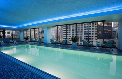 Downtown Chicago Hotel | 81 m² Hotel ∙ 127 guests