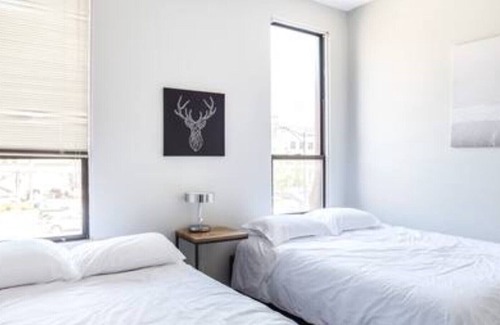 River North House | 858 2S - Downtown Penthouse with Private Rooftop!