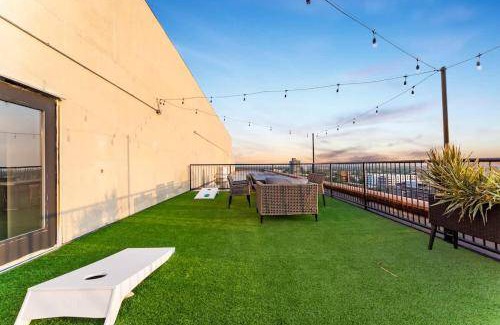 Oak Park Apartment | 890 m² Apartment ∙ 2 bedrooms ∙ 5 guests