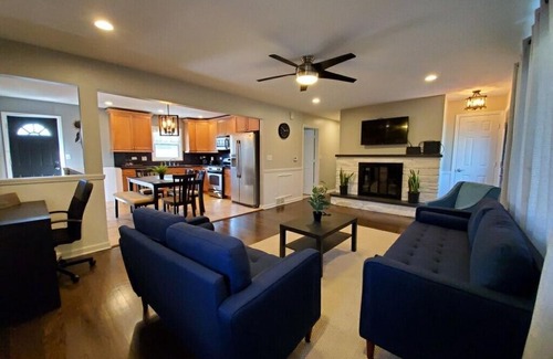 Aurora House | Albor Homes #3, Recently-Renovated!