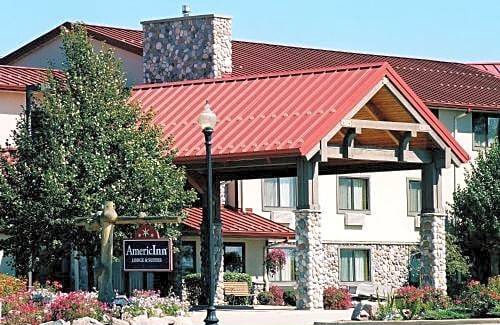 Oswego Hotel | AmericInn by Wyndham Oswego