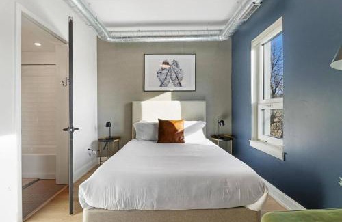 Lakeview Apartment | Apartments in Chicago, IL, USA