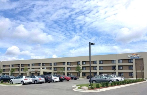 Glenview Hotel | Baymont by Wyndham Glenview