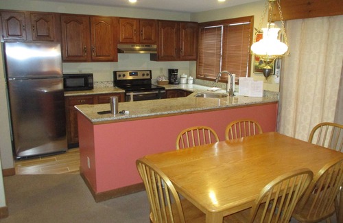 The Galena Territory House | Beautiful townhome in Galena Territories Sleeps 9, 4 BR, close to Owners Club.