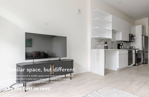 Greektown Apartment | Blueground | Greektown, rooftop, nr Grant Park