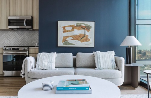 Illinois Medical District Apartment | Blueground | Medical District 1bd apartment