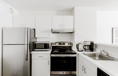 Streeterville Apartment | Blueground | Streeterville, pool & gym, nr pier