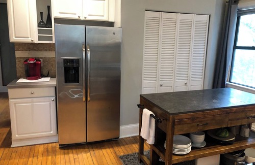 West Loop Apartment | Chic 3 bedroom updated and vintage apt with WiFi in a Chicago 1880s firehouse