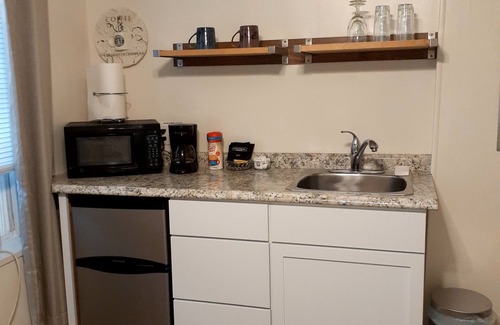Galena Apartment | Come stay in this Circa1845 Historical Building located in Downtown Galena.