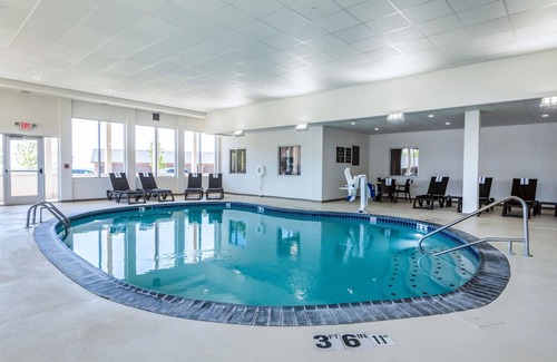 Mitchell Hotel | Comfort Inn Edwardsville - St. Louis