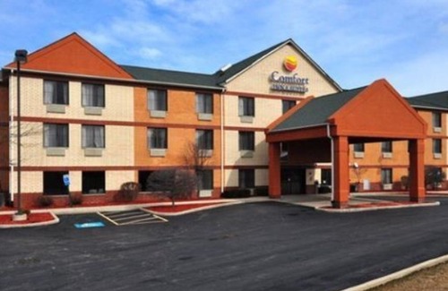 Tinley Park Hotel | Comfort Inn & Suites Near Tinley Park Amphitheater