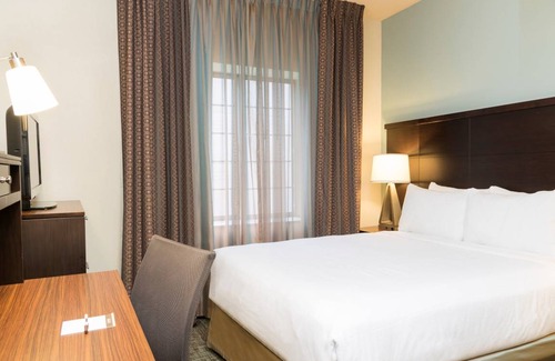 Oakbrook Terrace Condo | Condo ∙ 1 bedroom ∙ 4 guests