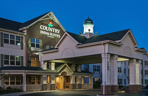 Zion Hotel | Country Inn & Suites by Radisson, Zion, IL
