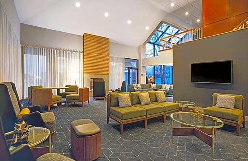 Elmhurst Hotel | Courtyard Chicago Elmhurst/Oakbrook Area