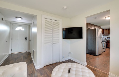 Blue Island Apartment | Dog-Friendly Blue Island Apt w/Backyard!