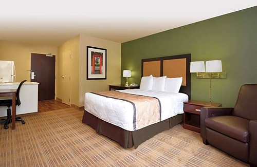 Bloomington Hotel | Extended Stay America Suites Bloomington Normal