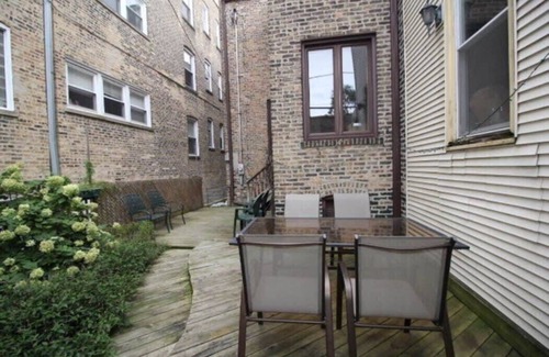 Buena Park House | GORGEOUS 4/2.5 GREYSTONE HOME | WRIGLEY