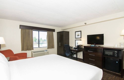 Orange Prairie Hotel | GrandStay Hotel & Suites - Peoria