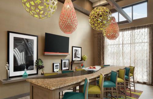 Alton Hotel | Hampton Inn & Suites St. Louis/Alton, IL