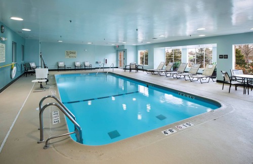 Lincolnshire Hotel | Hampton Inn & Suites Chicago/Lincolnshire