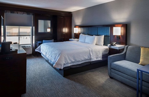 Lincolnshire Hotel | Hampton Inn & Suites Chicago/Lincolnshire