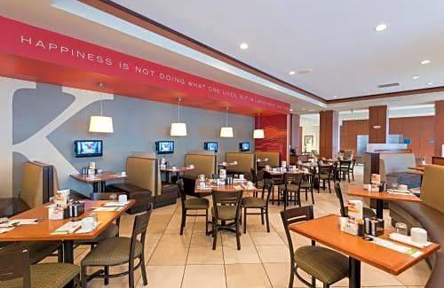 Aurora Hotel | Holiday Inn Aurora North - Naperville, an IHG Hotel