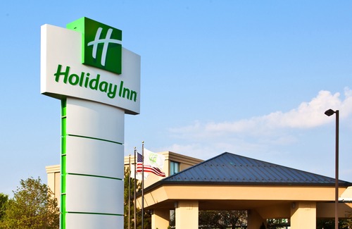 Elk Grove Village Hotel | Holiday Inn Chicago - Elk Grove, an Ihg Hotel