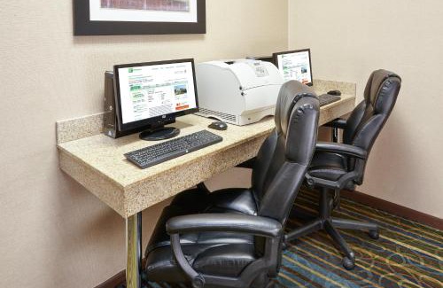 Matteson Hotel | Holiday Inn Chicago Matteson Conference Center, an IHG Hotel