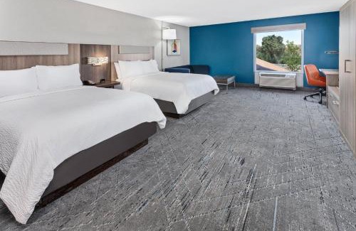 Algonquin Hotel | Holiday Inn Express Hotel & Suites Chicago-Algonquin by IHG