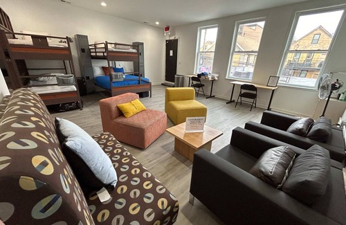 Pulaski Park Hostel | Hostel ∙ 8 guests