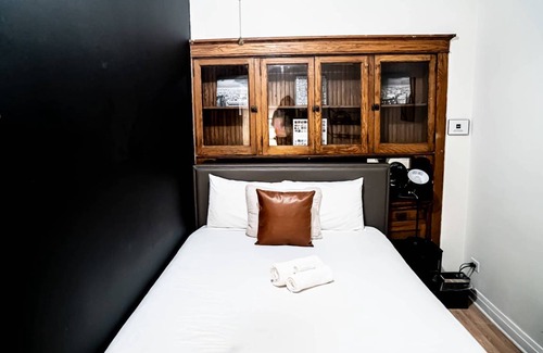 Pulaski Park Hostel | Hostel ∙ 8 guests