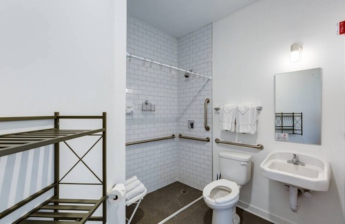 River West Hotel | Hotel ∙ 1 guest