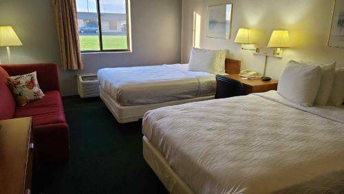 Carlyle Hotel | Hotel ∙ 4 guests