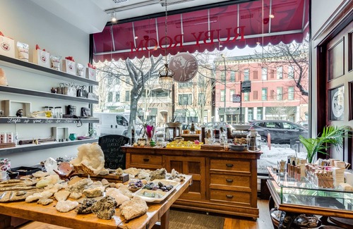 East Village House | Hotel Quality meets Local Living 4C